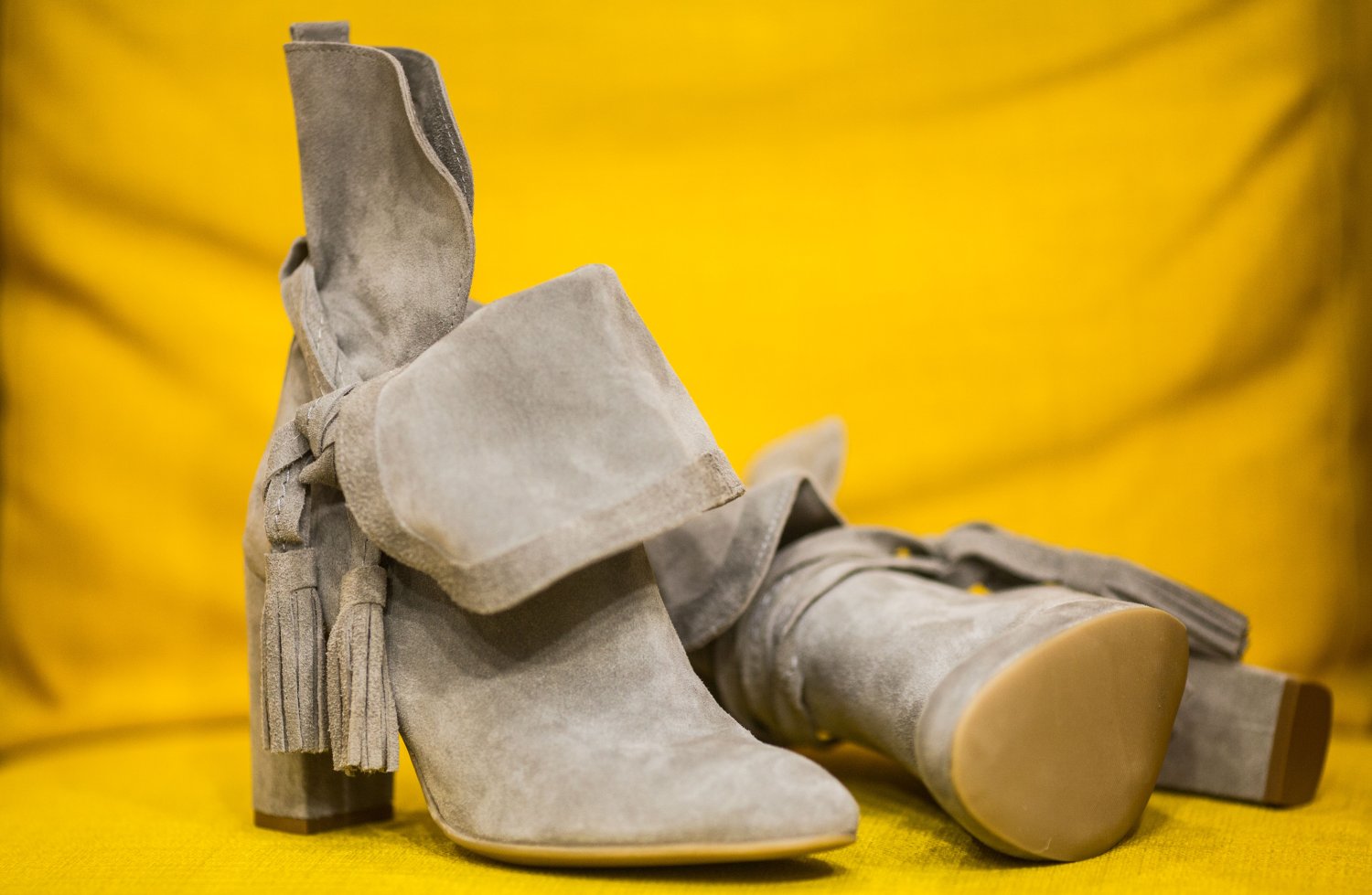 Piękne, zamszowe półbuty ze sklepu BALDOWSKI - jedna z perełek w MODO