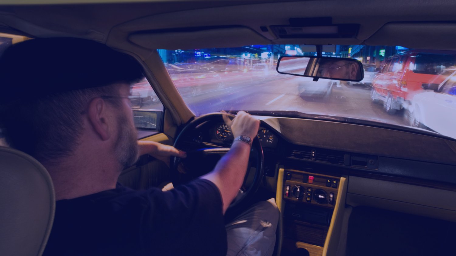 Hazard w Polsce uprawiają też osoby niekojarzące się ze stereotypowym graczem. Taksówkarze wiedzą to najlepiej. Hazard w Polsce uprawiają też osoby niekojarzące się ze stereotypowym graczem. Taksówkarze wiedzą to najlepiej.