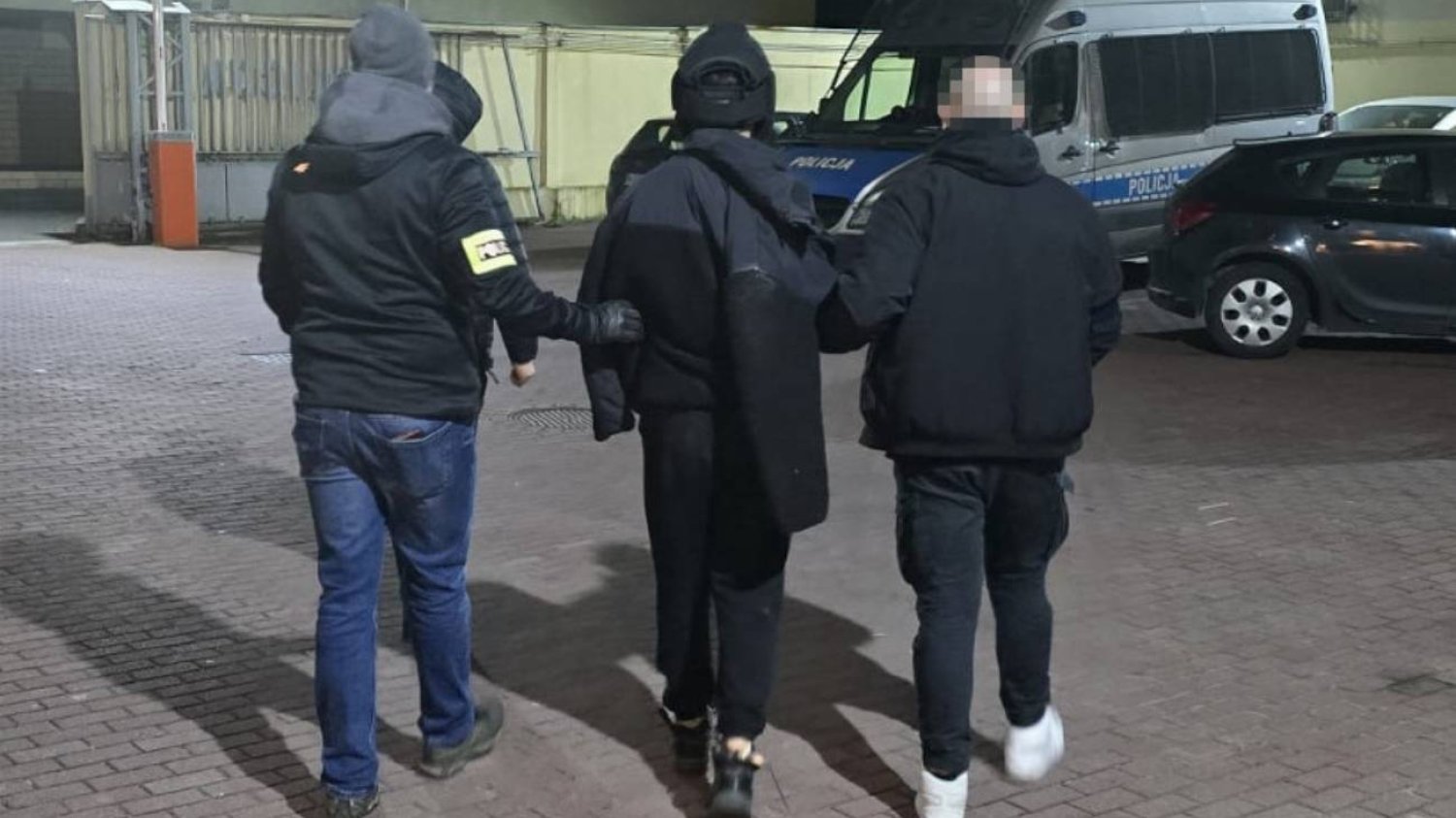 Gwałt w centrum Warszawy. Sąsiadka Doriana S. o krzykach z jego mieszkania