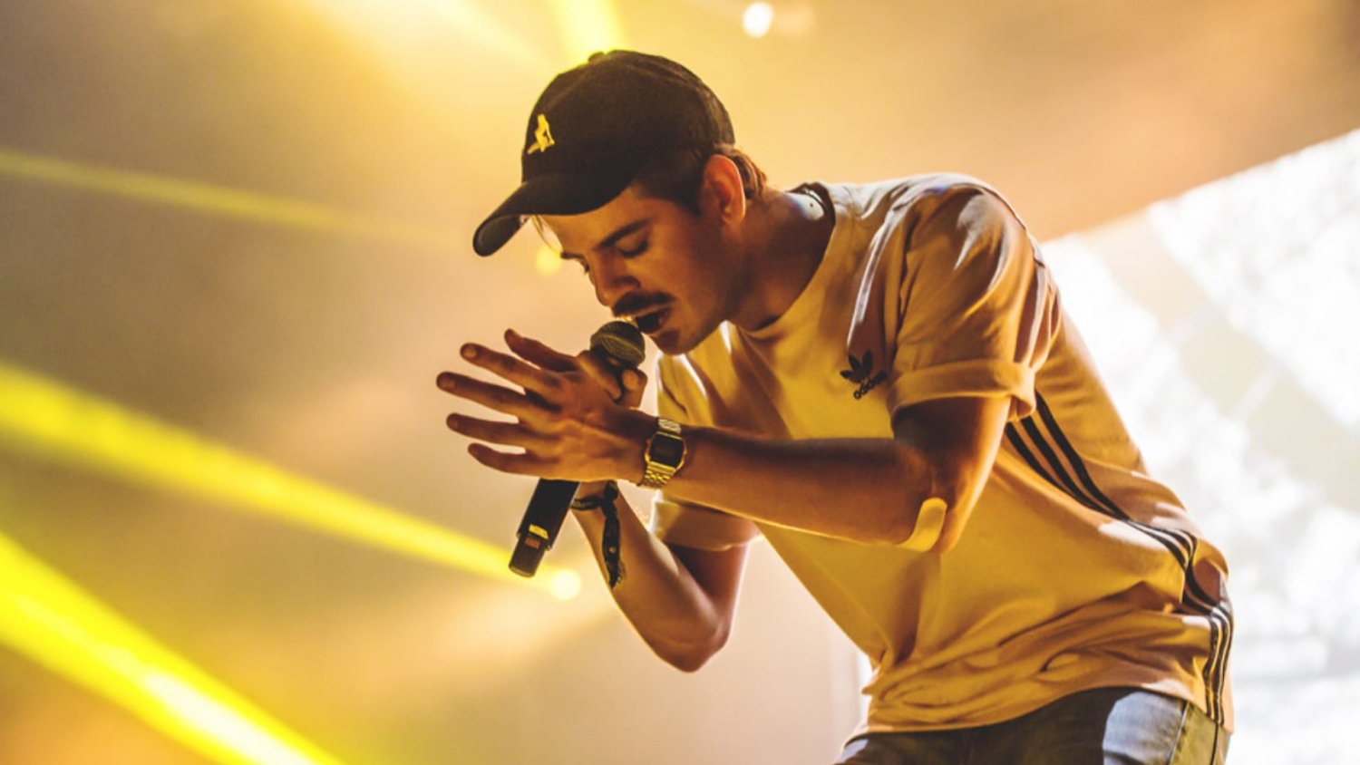 Historyczny sukces Taco Hemingwaya. Jego album stał się najpopularniejszy na świecie