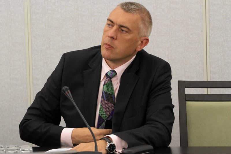 Roman Giertych wygrał w sądzie z "Wprost" i chce, by tygodnik wpłacił pieniądze na Dom Dziecka w Otwocku.