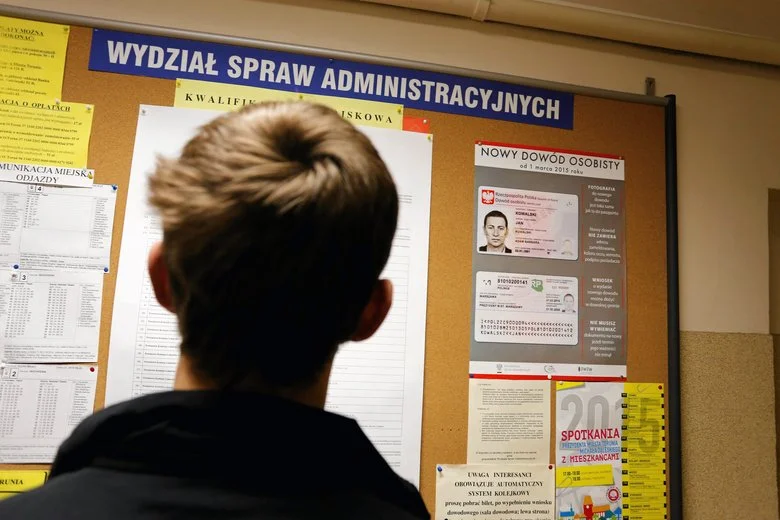 Jak i gdzie złożyć wniosek o e-dowód?