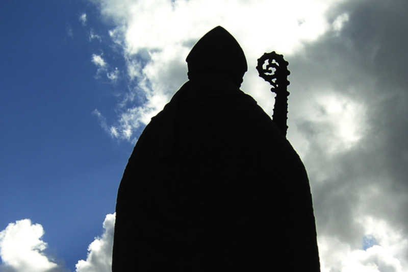 Czy watykańskie prawo ochroni [url=http://shutr.bz/1gGDELA]arcybiskupa[/url] Wesołowskiego przed odpowiedzialnością?