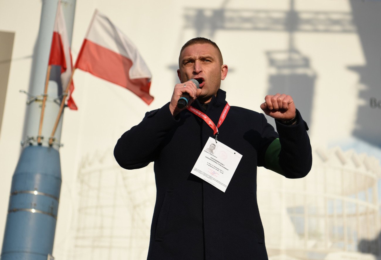 Stowarzyszenia Roberta Bąkiewicza otrzymały 3 miliony dofinansowania