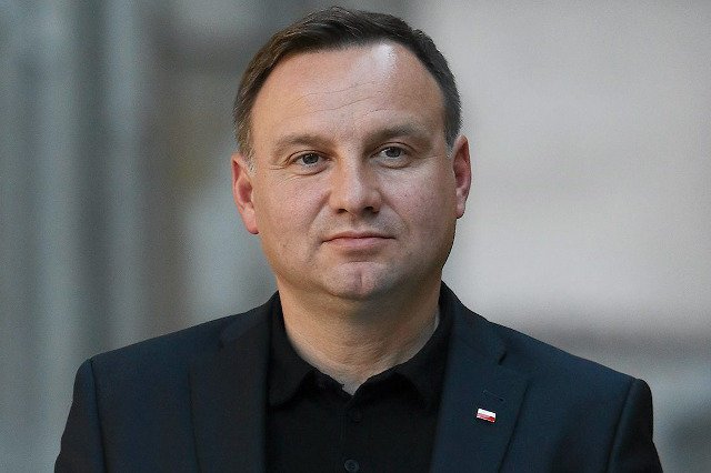 Hejt narastający wokół incydentu z udziałem prezydenta Andrzeja Dudy na A4 będzie początkiem końca wojny polsko-polskiej?