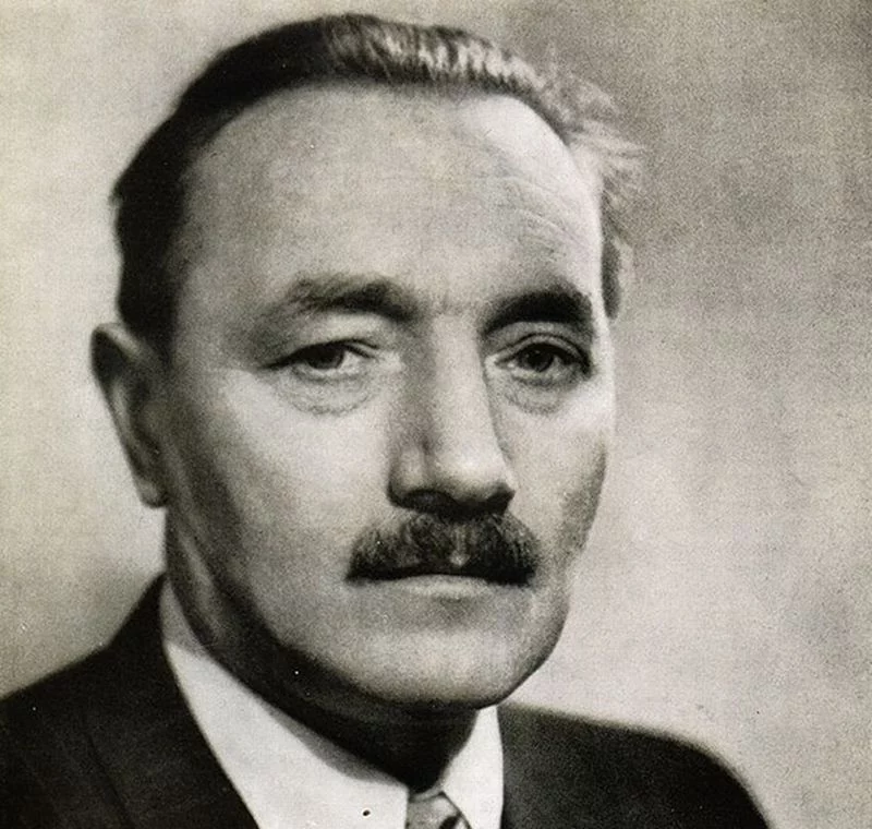 Bolesław Bierut pomagał Rosjanom (Sowietom) wprowadzić do Polski komunizm