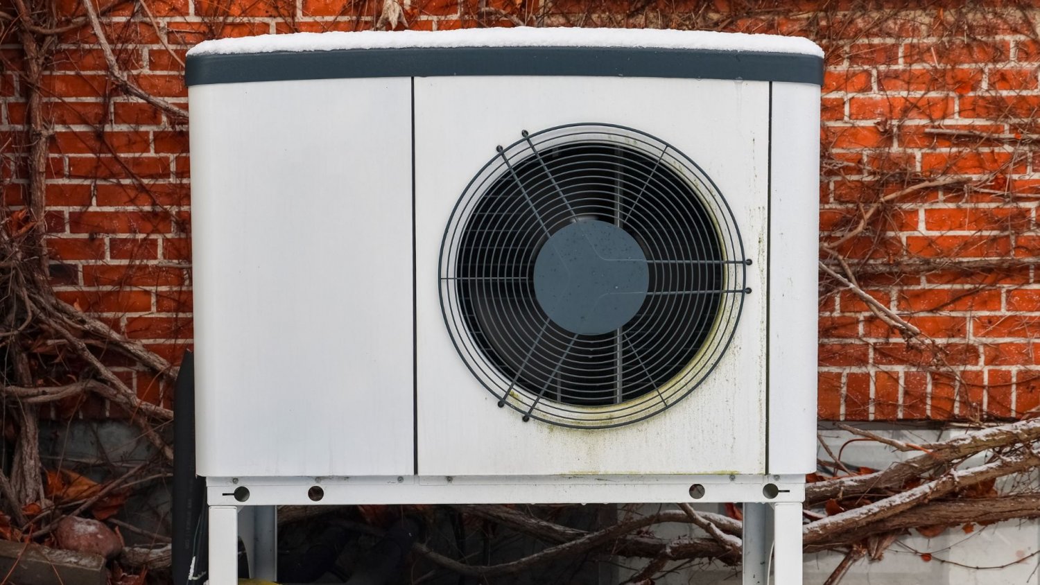 Właściciele pomp ciepła są wściekli. Zimą płacą rekordowe rachunki za prąd