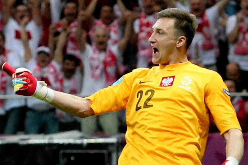 Przemysław Tytoń po obronie karnego w meczu z Grecją