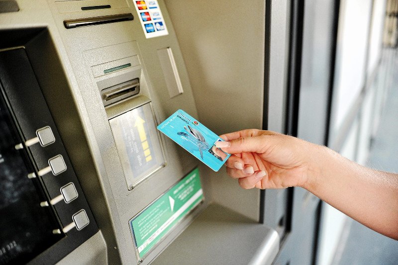 Unijni urzędnicy chcą, aby można było zablokować nasze konta bankowe nawet na 30 dni. Jak mówią bankowcy, to nie jest dobry pomysł.