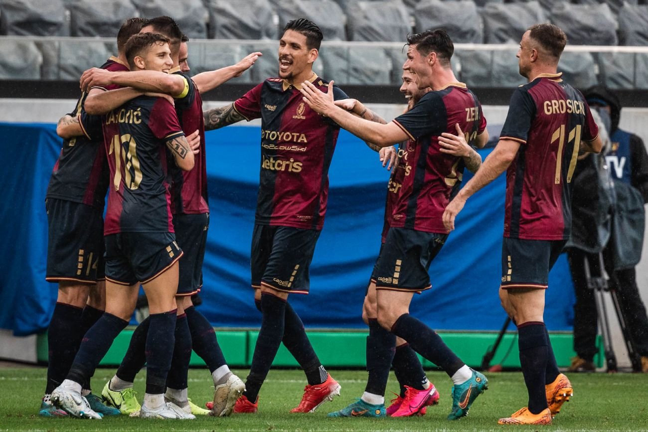 Pogoń Szczecin efektownie pokonała KR Reykjavik w kwalifikacjach Ligi Konferencji UEFA