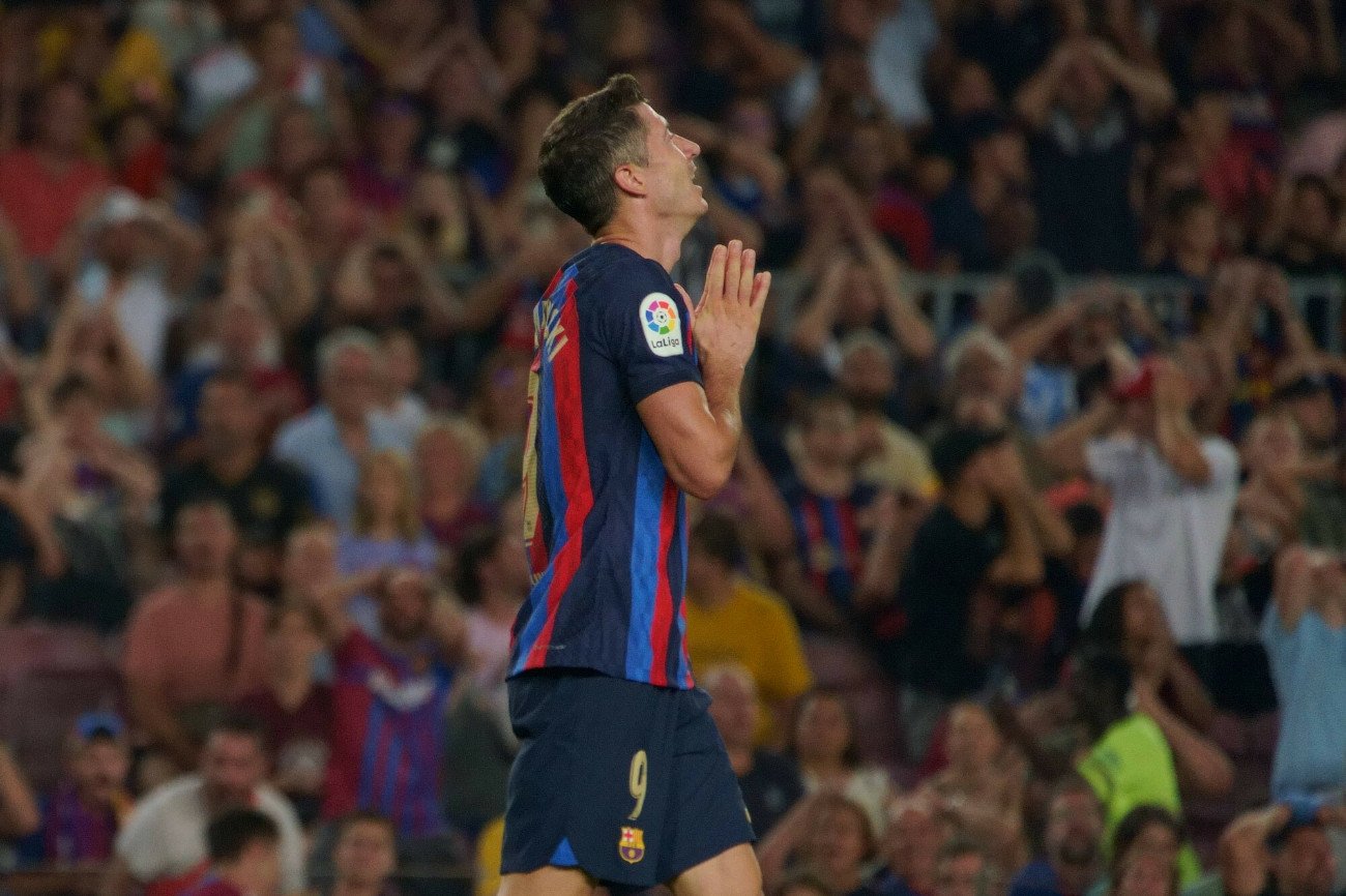 Hiszpańskie media oceniły debiut Lewandowskiego w La Liga.