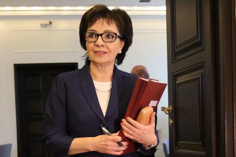 Elżbieta Witek reaguje na zajścia w Białymstoku.