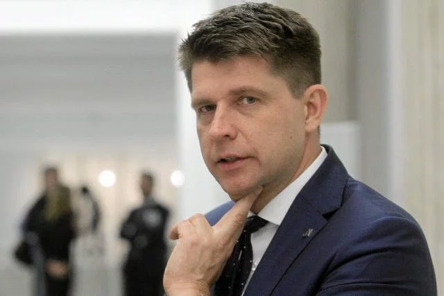 Ryszard Petru napisał na Twitterze, czego jego zdaniem potrzebuje Polska. Internauci zareagowali błyskawicznie.