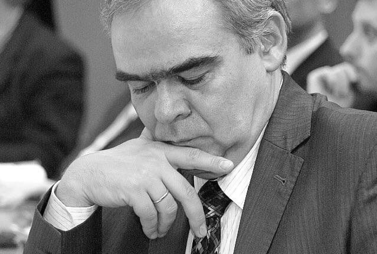 Zabrze. Nie żyje Piotr Barczyk. Zmarł w trakcie obrad rady miasta.