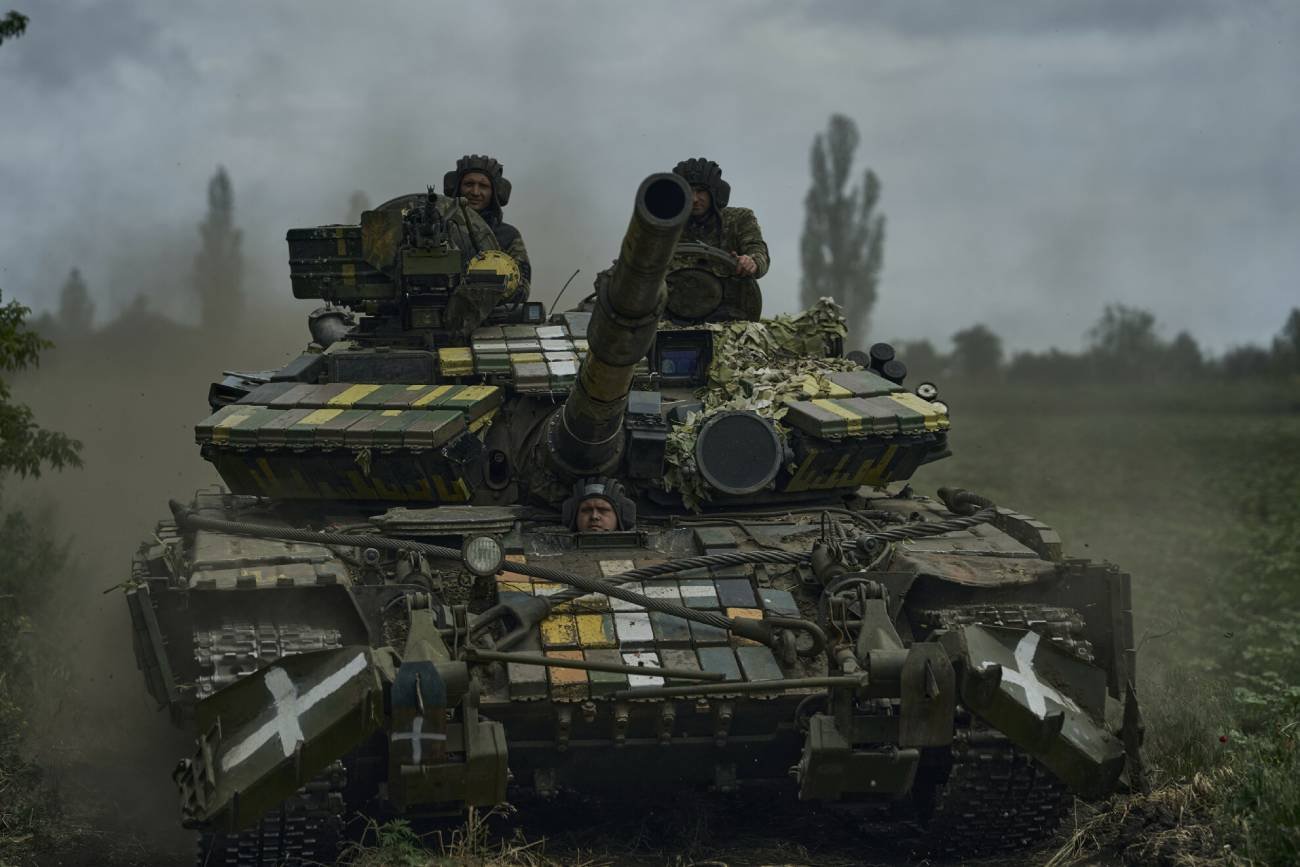 Ukraińscy żołnierze robią wolne postępy. "Celowa strategia wyczerpania"