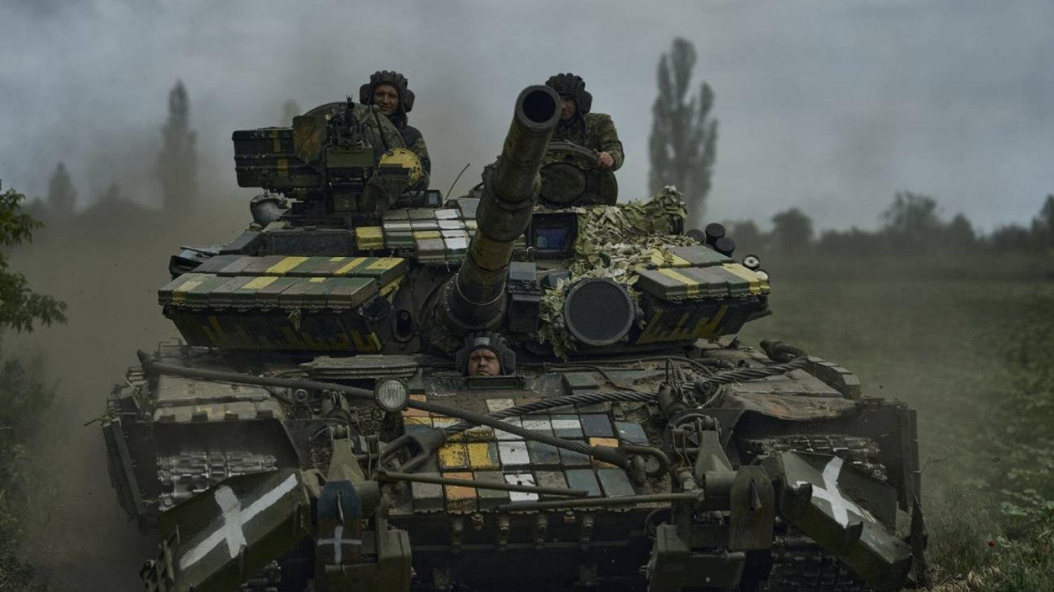 Ukraińscy żołnierze robią wolne postępy. "Celowa strategia wyczerpania"