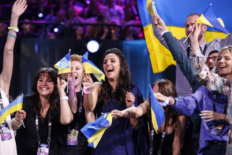 Jamala cieszy się z wygranej. Zasłużyła na nią?