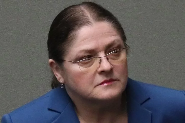 Krystyna Pawłowicz pierwszy raz w todze sędziego Trybunału Konstytucyjnego.