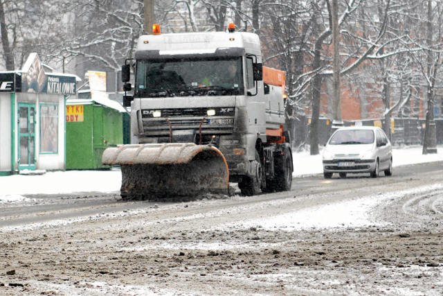 Sławomir Nitras wyjaśnił słuchaczom RMF FM, że zima nigdy nie jest łatwym czasem dla rządu