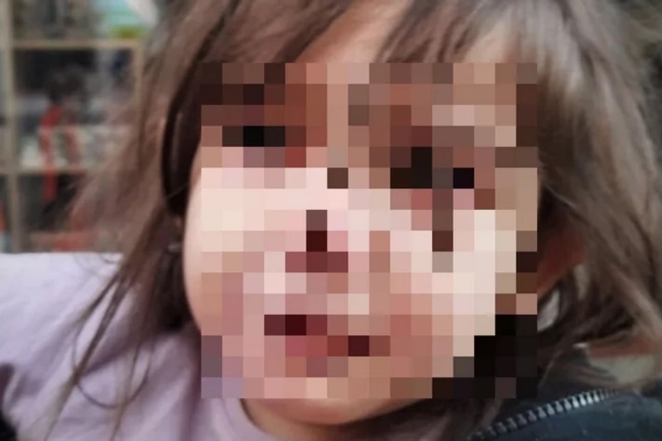 Wrocław. Policja poszukuje rodziców kilkulatki, która błąkała się po ulicy.