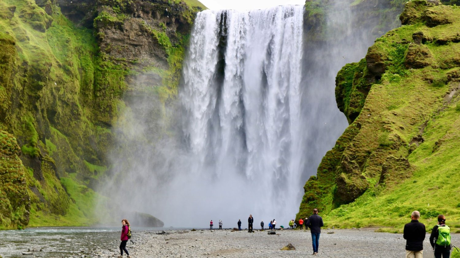 Islandia nazywana jest również krainą ognia i lodu