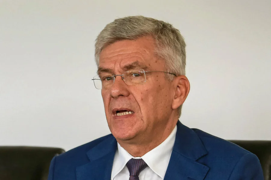 PiS nie ustaje w walce o przechylenie większości w Senacie na swoją korzyść.