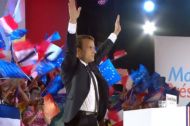 Prezydent Francji Emmanuel Macron ostro krytykuje polski rząd