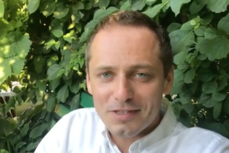 Ks. Michał Misiak nie jest już obciążony ekskomuniką – informują jezuici.