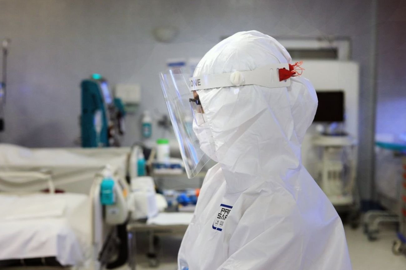 Cholera w Polsce: 26 osób na kwarantannie. Choroba bywa śmiertelna Pierwszy od lat przypadek cholery w Polsce. Pacjentka ze Stargardu trafiła do szpitala w Szczecinie. Wyniki badań mikrobiologicznych będą znane za kilka dni.