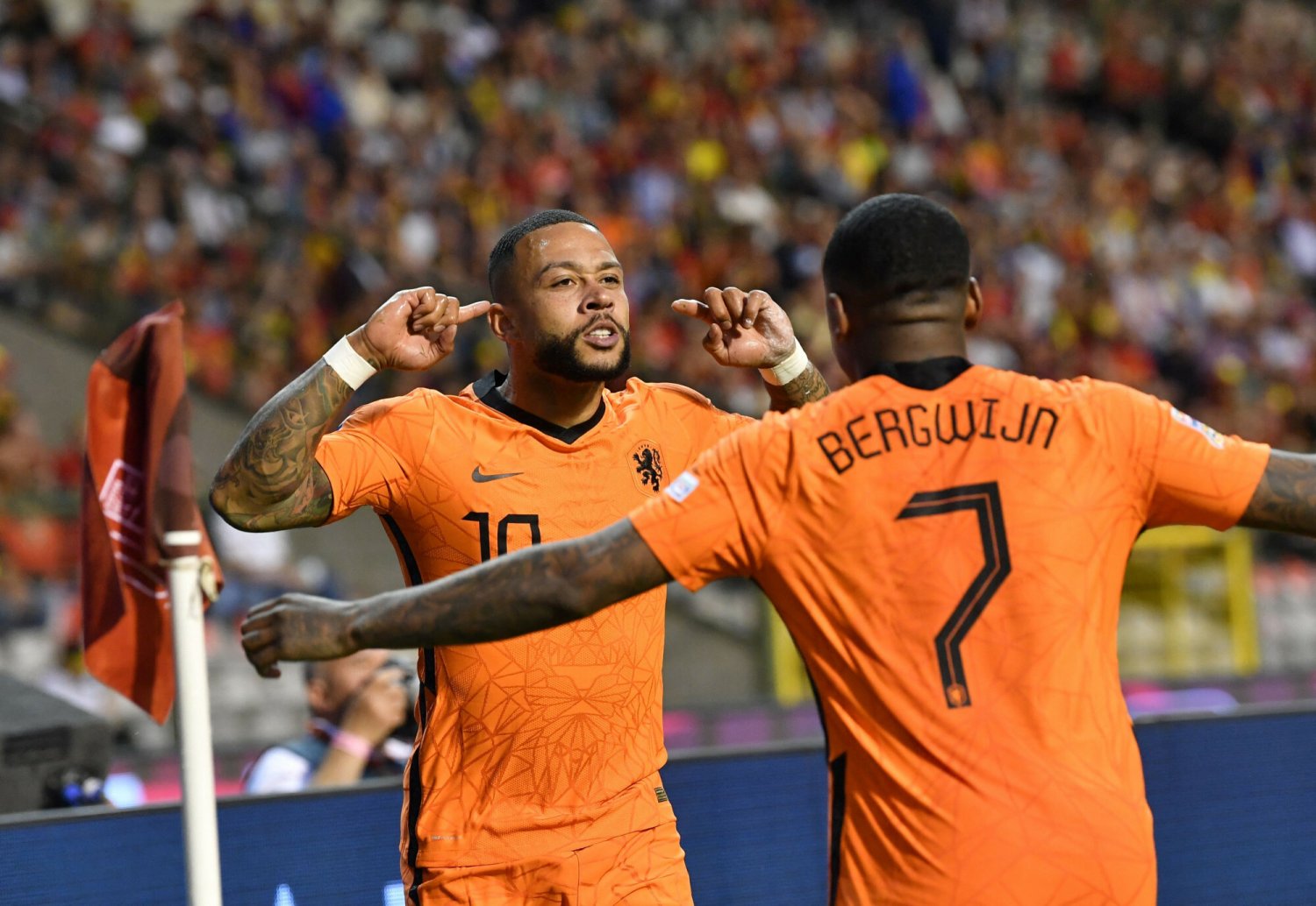 Pierwszy wielki faworyt wchodzi do gry w finałach MŚ. Wielki powrót Oranje do elity