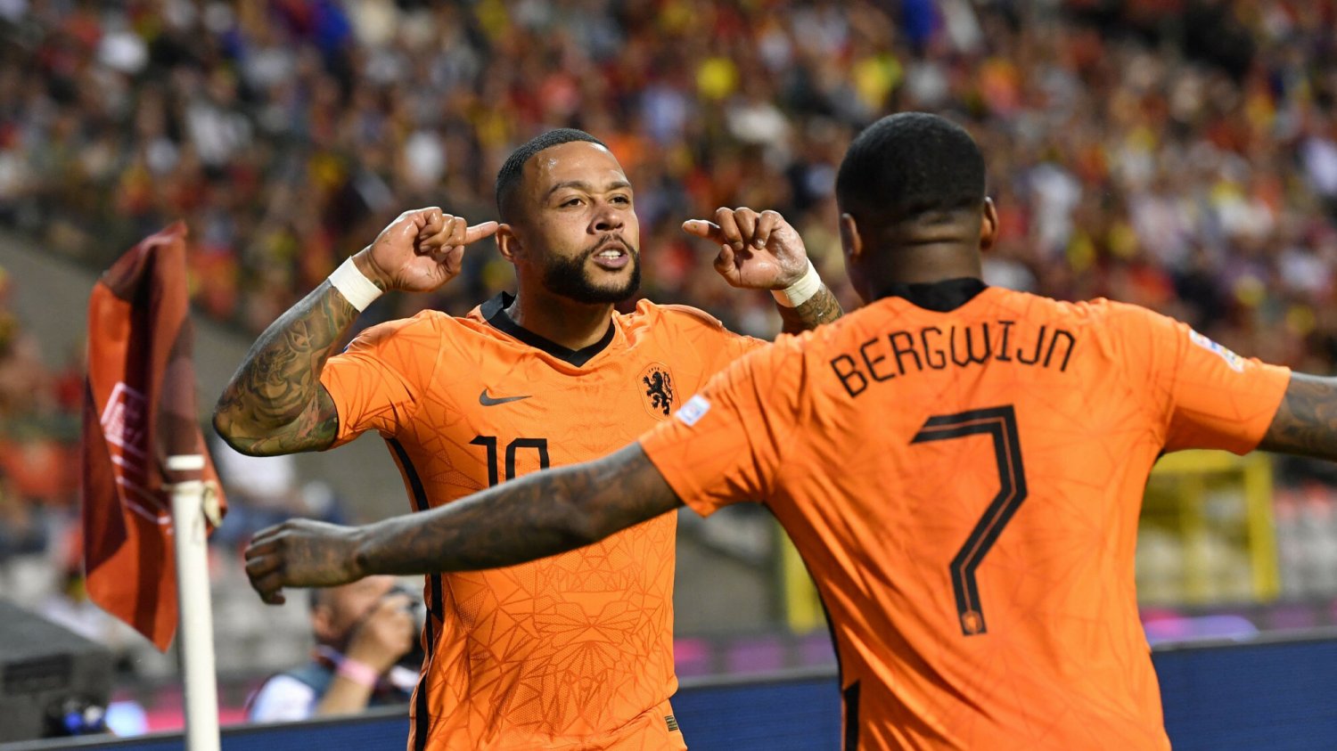 Pierwszy wielki faworyt wchodzi do gry w finałach MŚ. Wielki powrót Oranje do elity