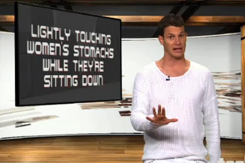 Daniel Tosh prowadzący swój program na Comedy Central
