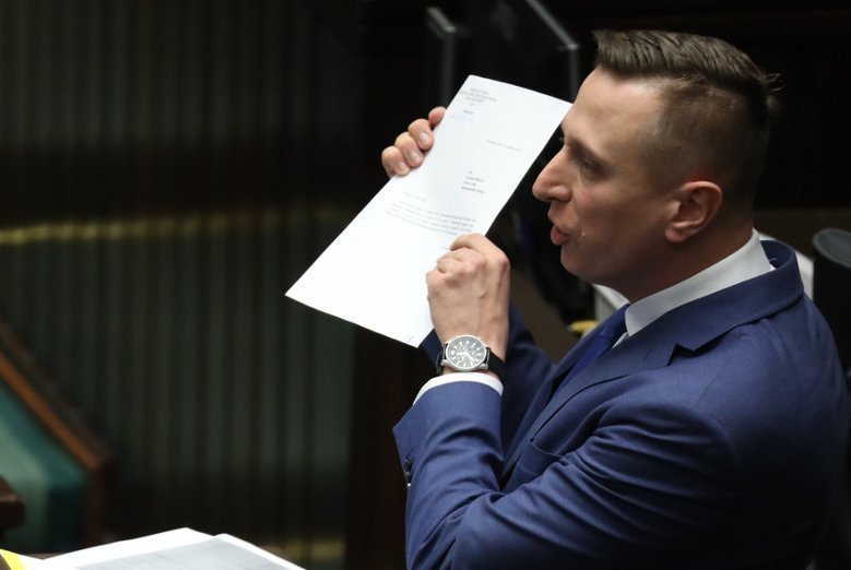 Krzysztof Brejza spytał o Smoleńsk.