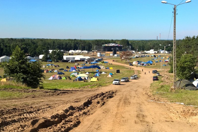 Do festiwalu Przystanek Woodstock zostało jeszcze kilka dni, ale już pojawiają się pierwsze namioty .
