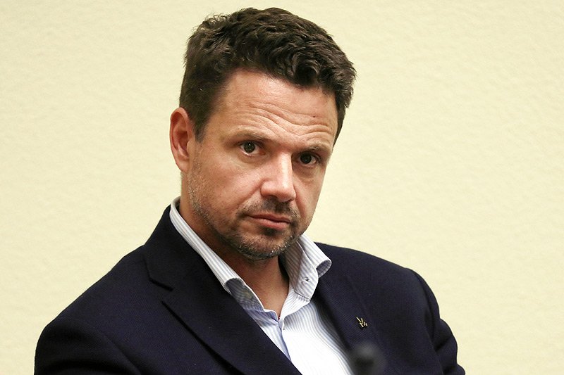 Kandydat Koalicji Obywatelskiej na prezydenta Warszawy Rafał Trzaskowski wzywa rywali do debaty o przyszłości stolicy Polski.