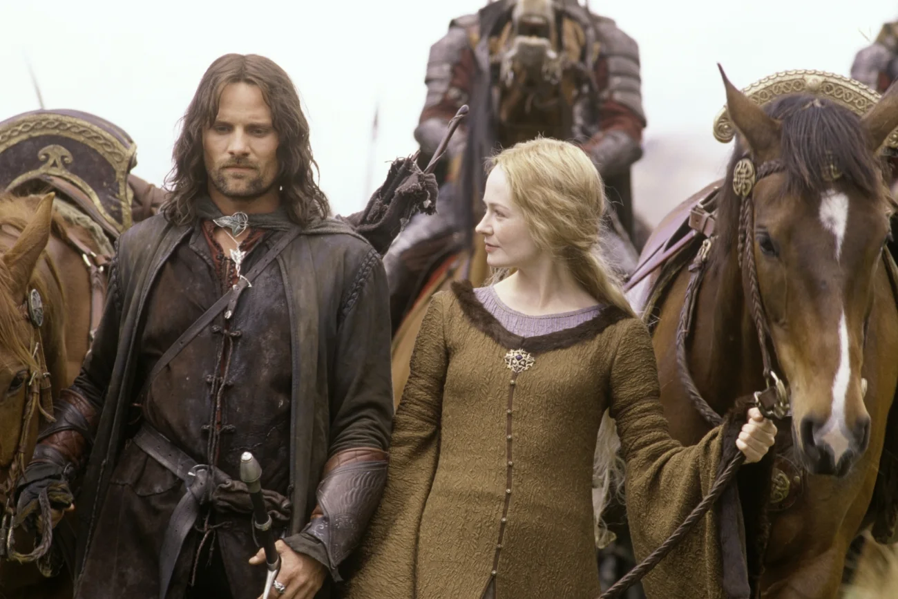 Viggo Mortensen i Miranda Otto w filmie "Władca Pierścieni: Dwie wieże"