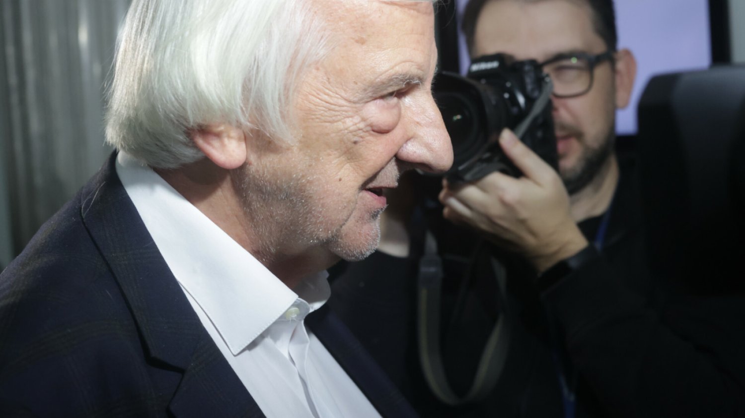 Terlecki zaskoczony pytaniem dziennikarza TVN. Nie wiedział gdzie odbywają się rozmowy koalicyjne własnego klubu.