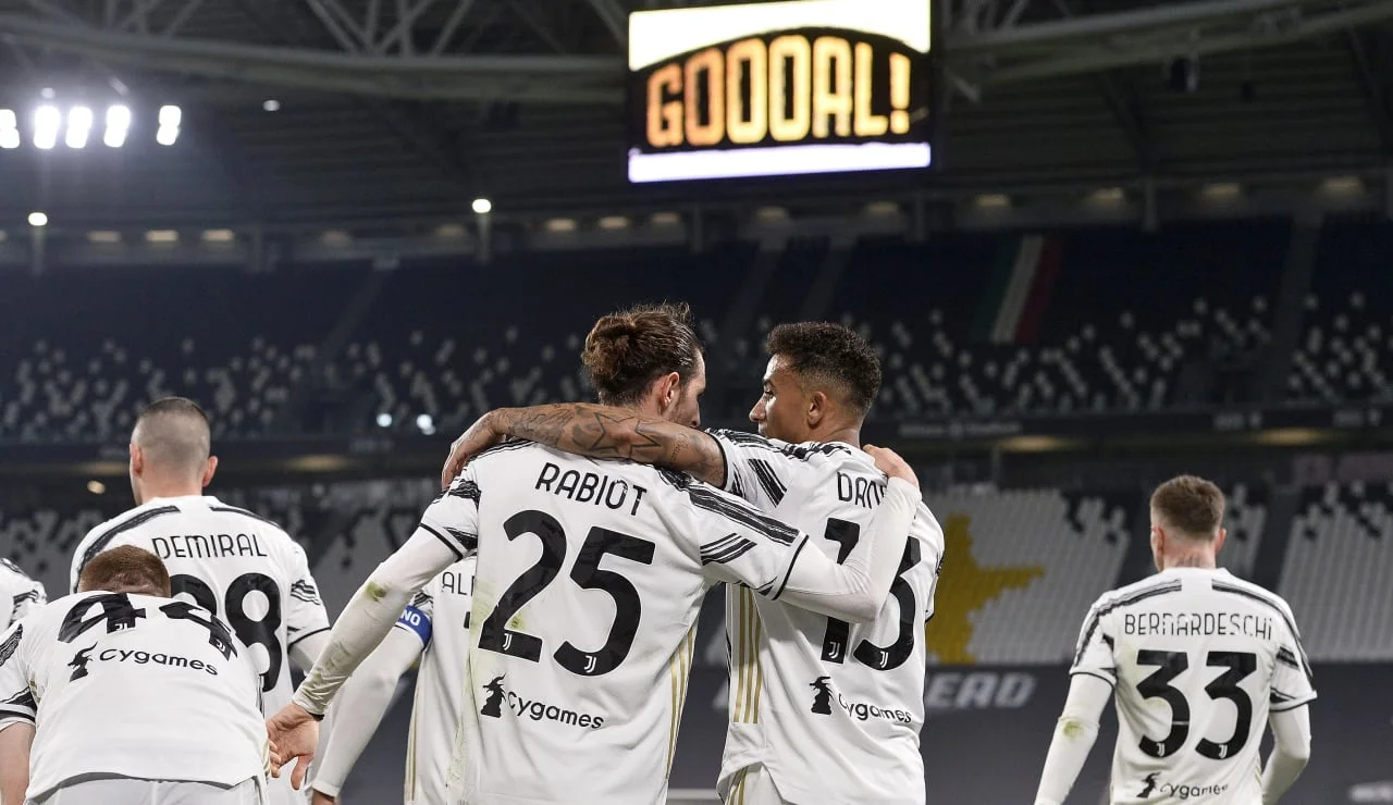 Piłkarze Juventusu Turyn muszą odrabiać straty w rewanżowym meczu 1/8 finału LM