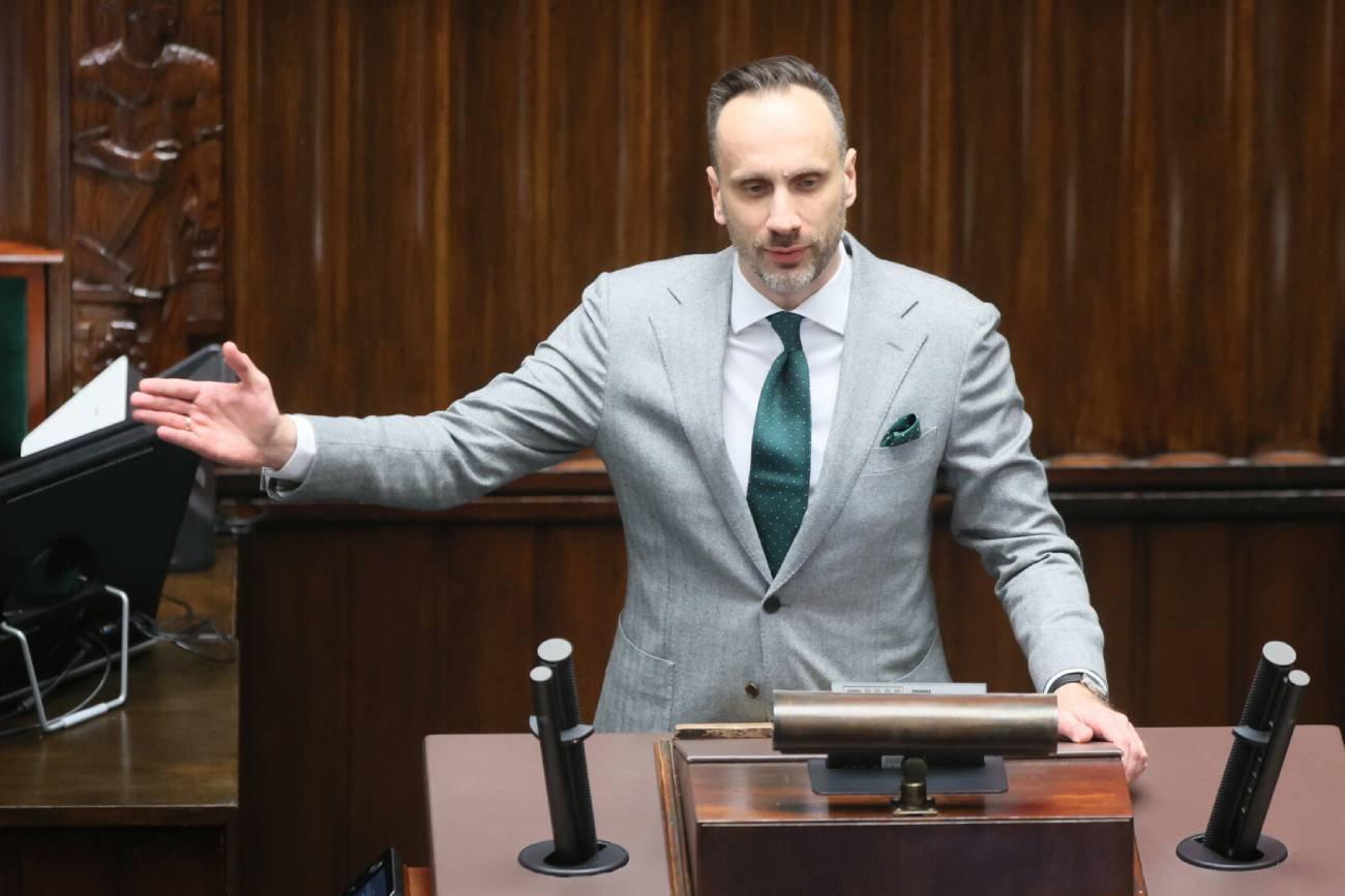 Janusz Kowalski chce wsadzić Tuska do więzienia. Mówi o Putinie i Kremlu