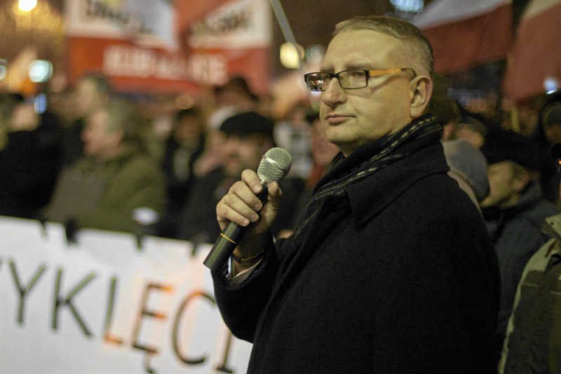 Stanisław Pięta z PiS mówi, że Kancelaria Prezydenta "jest przesiąknięta osobnikami o dziwnej przeszłości".