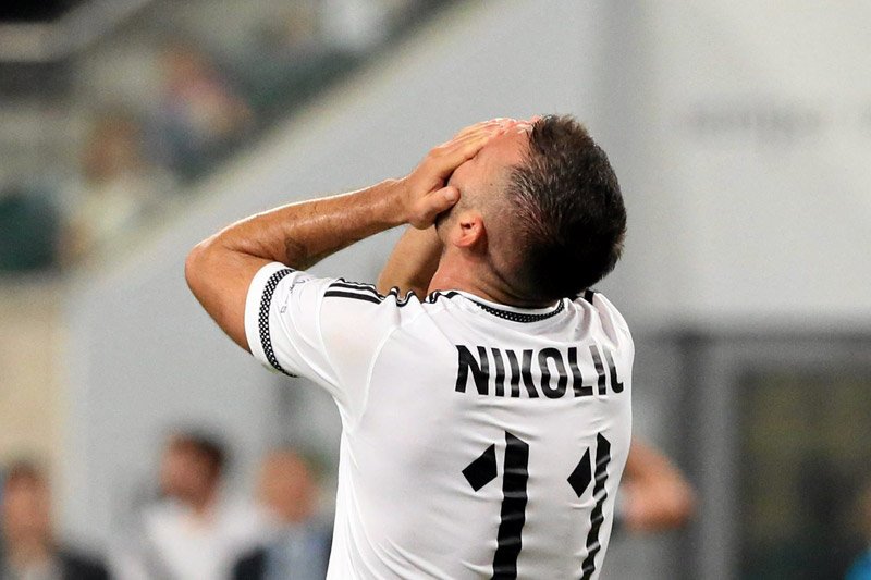 Piłkarze Legii po pierwszej połowie meczu ze Sportingiem przegrywają w Lizbonie 2:0.