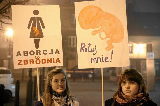 Według profesora Andrzeja Zolla, ciąża nie jest dobrem prawnym.