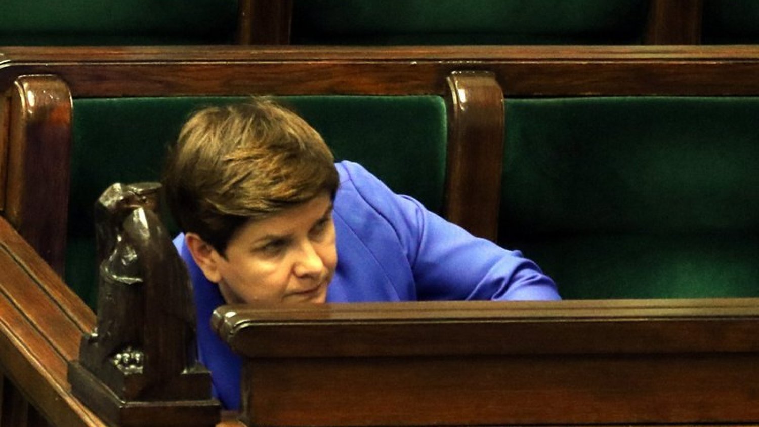 Wyciągamy listę, która pozwoli łatwo zdobyć duże pieniądze.  Praca u premier Beaty Szydło z pewnością się pozwoli ci wystrzelić na wierzchołek drabiny powodzenia.