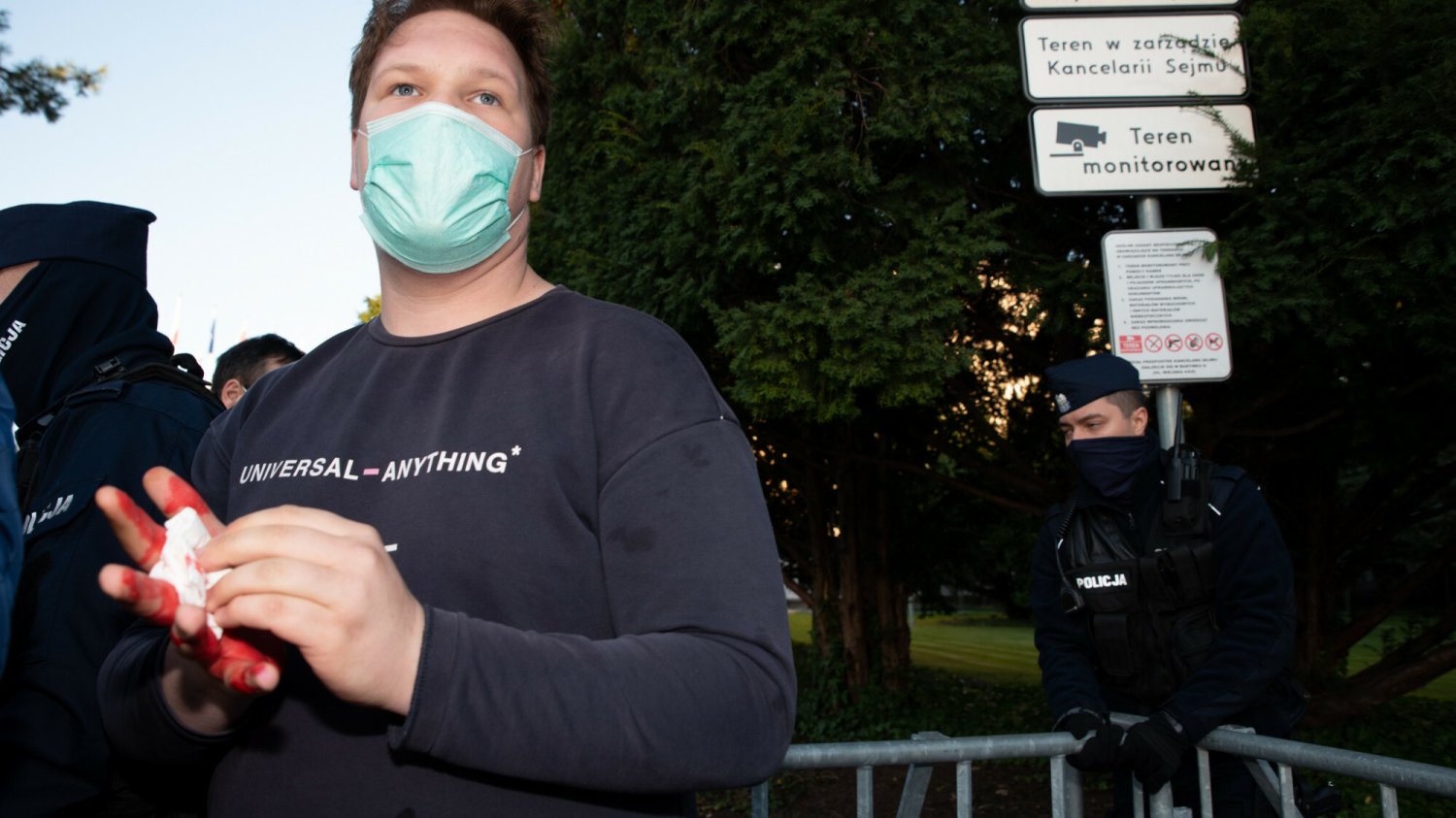 Policja tłumaczy zatrzymanie siostrzeńca Morawieckiego Franka Brody.