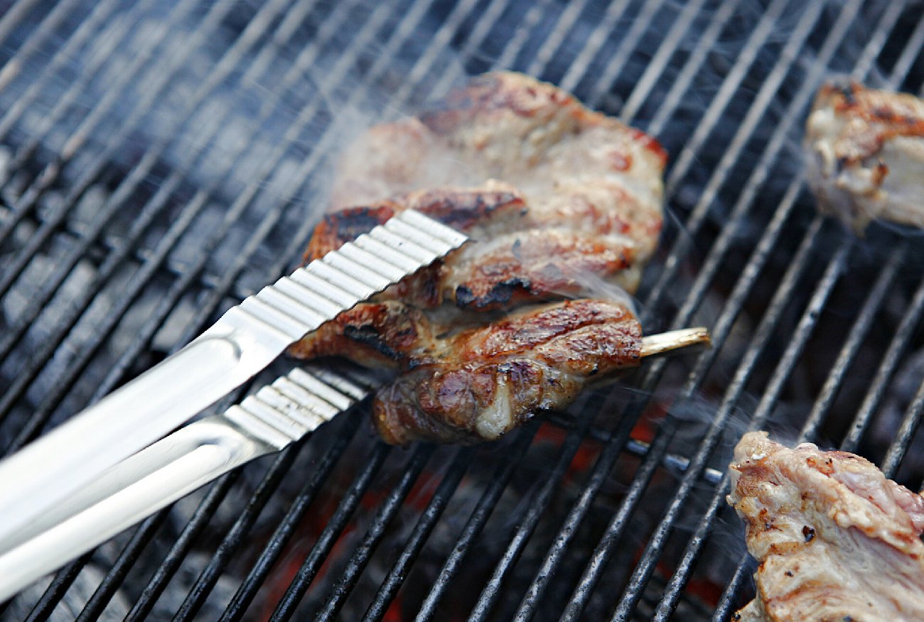 Czy 16 sierpnia można jeść mięso? Publikujemy mapę diecezji.