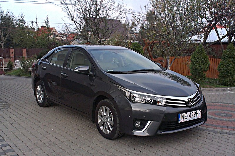 Toyota Corolla, silnik benzynowy 1.6 o mocy 132 koni mechanicznych - test/recenzja.