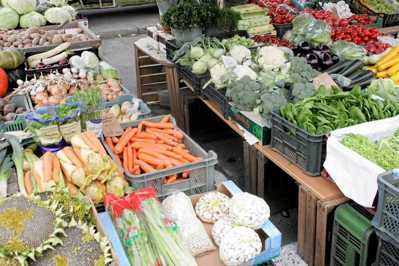Jeszcze bazar, czy już targ?