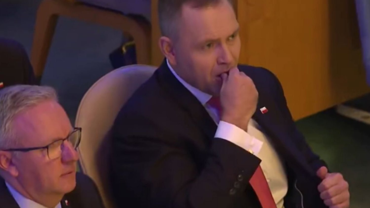 Nawrocki nie powstrzymał się nawet w ONZ. To on podał mu pudełeczko