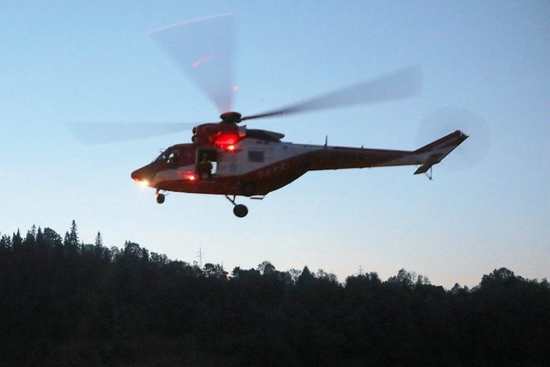 Ratownicy TOPR od kilku dni szukają zaginionych grotołazów w jaskini w Tatrach.