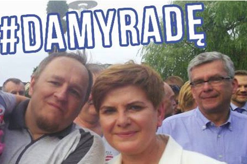 Trudno sobie wyobrazić większą tragedię, niż śmierć własnego dziecka. Trudno sobie wyobrazić większą podłość, niż to, aby w ramach politycznej walki wysuwać oskarżenia wobec matki, która straciła dziecko